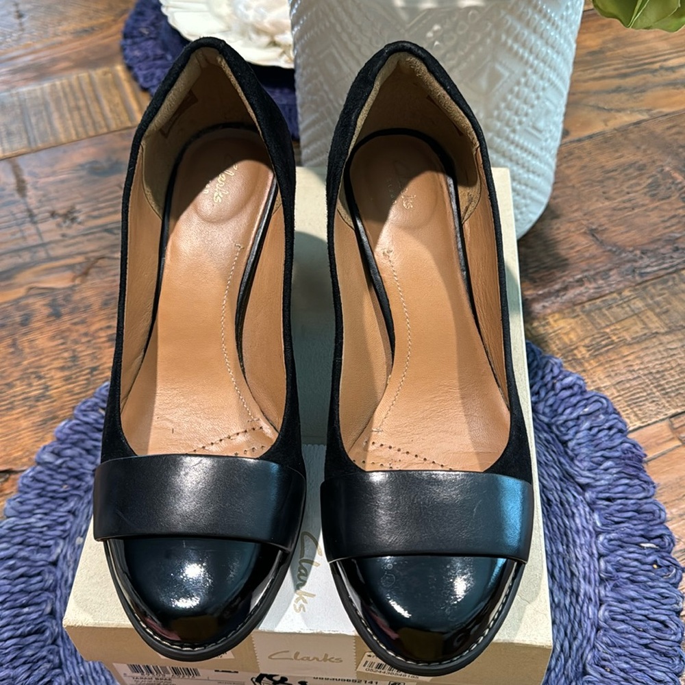 Clark’s Tarah Brae black shoes